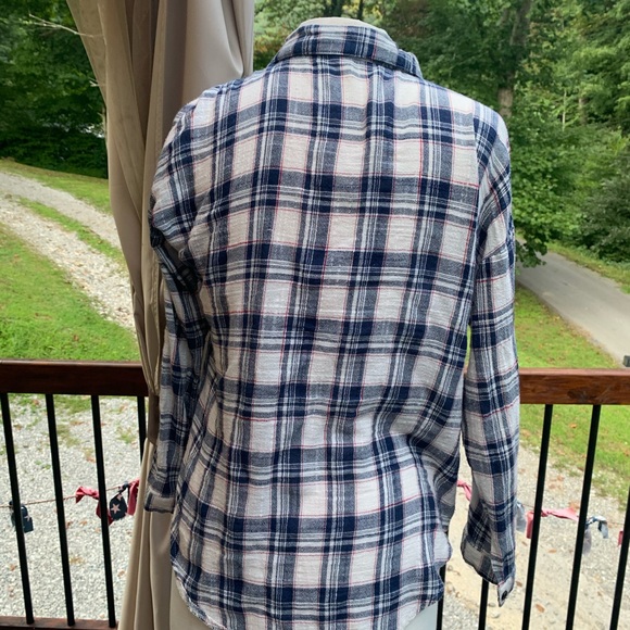 ❤️ Ya Los Angeles Small white blue red button up - Picture 2 of 2